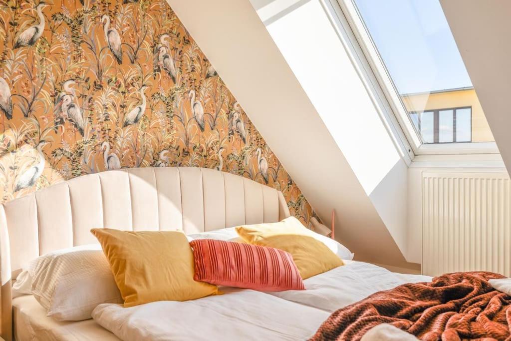 Dry Flower Apt. / 2br. / Rooftop / New Wien